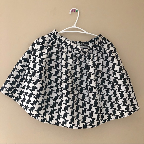 Skirt - Picture 1 of 3